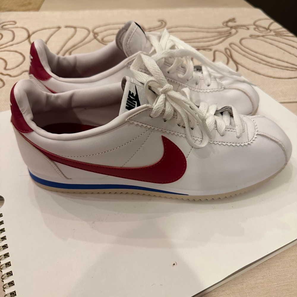 Nike Women’s Cortez (10) White and Red Sneakers with Blue Accent
